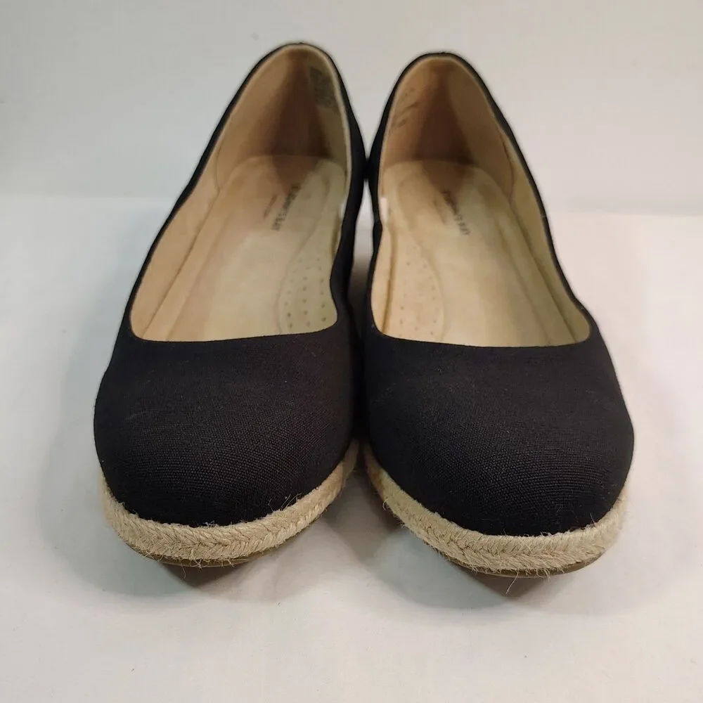 St. John’s Bay Women’s 8.5W Black Espadrille Wedge Flats Memory Foam Comfort